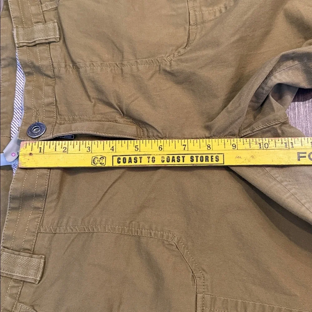 Athleta Hillcrest Green Moss Capri Size 16